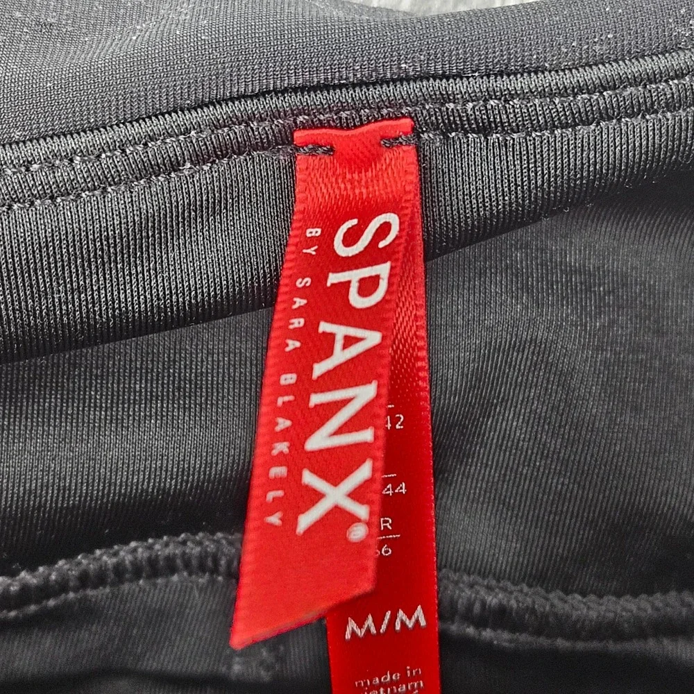 SPANX Leggings Womens Medium Faux Leather Leopard Print Stretch Gym Training‎